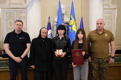 Родинам 26-ти загиблих воїнів зі Львівщини вручили високі державні нагороди (фото)