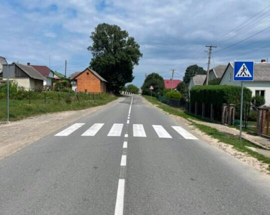 На дорогах Львівщини оновили понад 230 км розмітки та встановили майже 700 дорожніх знаків