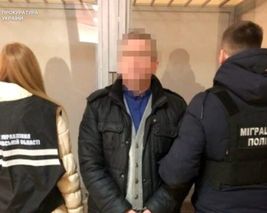 У Львові диякона ув’язнили на 15 років за ґвалтування малолітньої доньки
