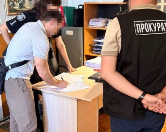 На Львівщині повідомили про підозри двом чоловікам за незаконну виплату 2,5 млн грн на житло для ВПО