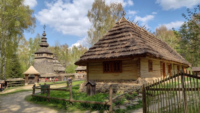 Львівський суд закрив справу щодо посадовця музею «Шевченківський гай» через закінчення строків давності