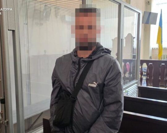 Ще трьох нападників на ТЦК на Сихові відправили під варту
