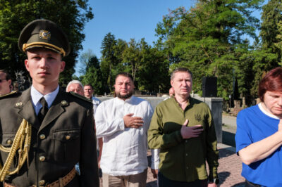 У Львові в День Незалежності вшанували пам’ять полеглих Героїв України (фото)