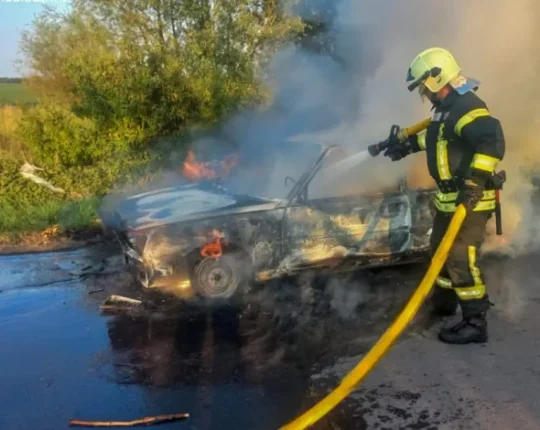 На Львівщині згорів легковий автомобіль