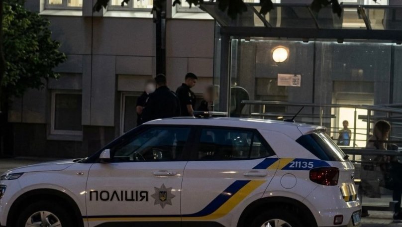 У Львові 15-річна дівчина побила трьох людей на вулиці