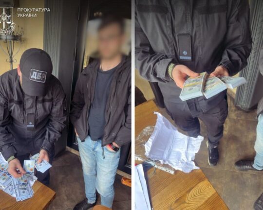 На Львівщині судитимуть прикордонника, який вимагав $30 тисяч за виїзд до Польщі і розповсюджував порнографію