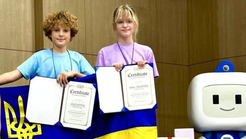 Школярка зі Львова перемогла на змаганнях з робототехніки у Південній Кореї