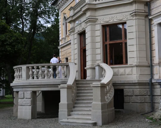 У Сколе відкрили Вітальню Гредлів — новий простір для знайомства зі Сколівськими Бескидами (фото)