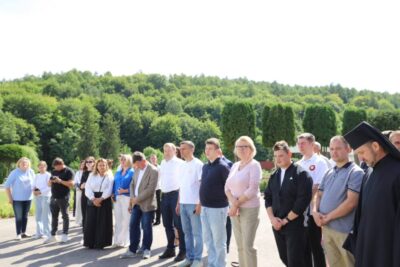 В Уневі відкрили тактильну мініскульптуру Свято-Успенської лаври (фото)