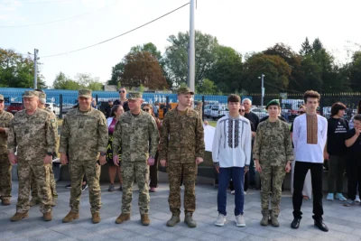 У Львові підняли Прапор Надії на підтримку військовополонених та зниклих безвісти (фото)