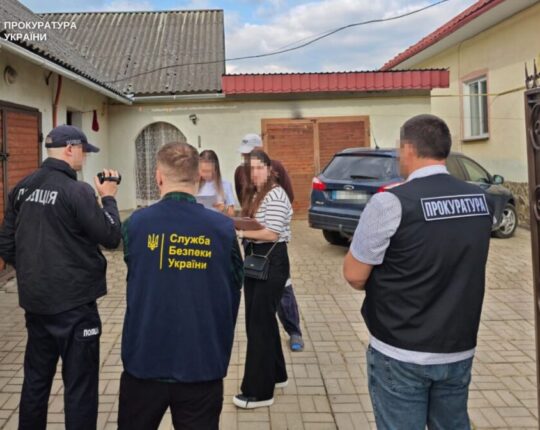 На Львівщині судитимуть посадовицю, яка завдала майже 4 млн грн збитків на закупівлі дров для шкіл