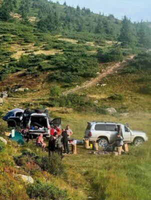 На Свидовці побили туристів і понівечили табір: серед учасників конфлікту був депутат від УГП Юрій Дьолог (фото, відео)