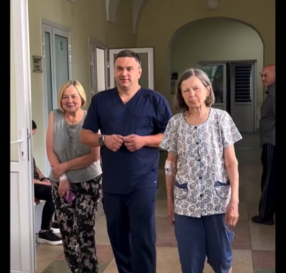 Двом львів’янкам замінили аортальний клапан через прокол судини на нозі