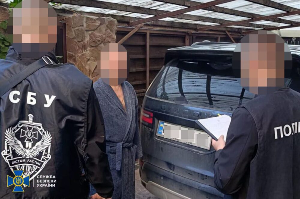На Львівщині викрили злочинну організацію, яка за $18 тисяч «звільняла» військових зі служби