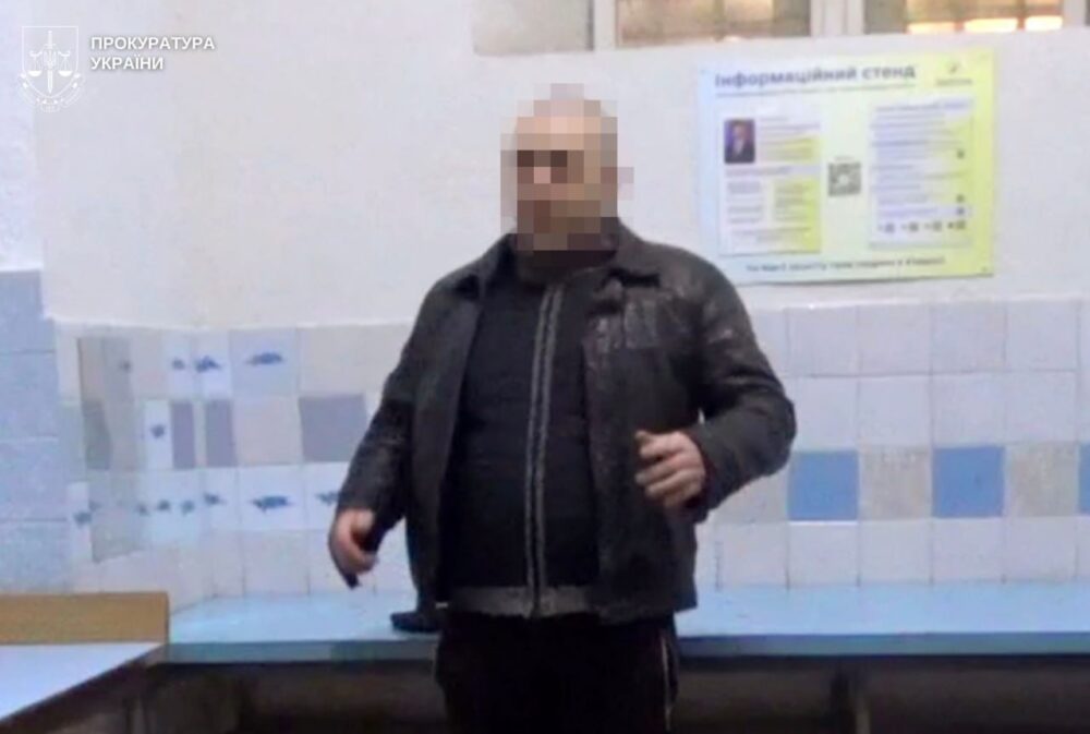 На Львівщині інспектора в’язниці судитимуть за удар, через який ув’язнений втратив зір