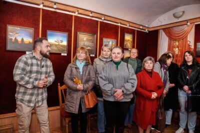 У музеї Михайла Грушевського відкрили виставку картин ветерана Руслана Кухти (фото)