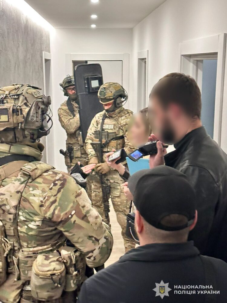 Списали понад 3 млн грн: у стрип-клубах Львова викрили схему шахрайства