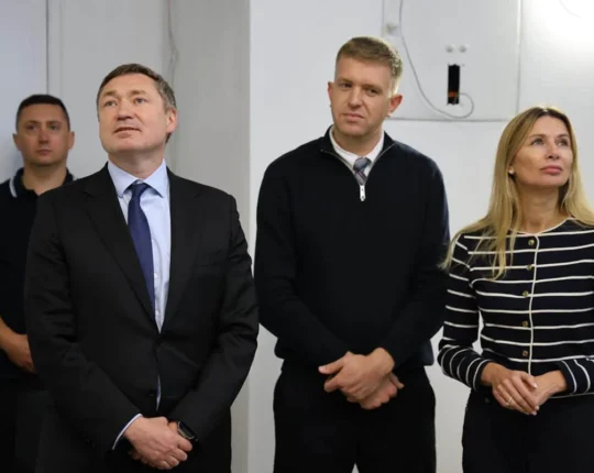 Університетська лікарня ЛНМУ імені Короля Данила отримала сучасне ендоскопічне обладнання від британських благодійників (фото)
