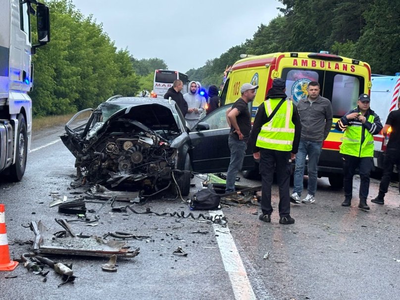 Водієві туристичного автобуса винесли вирок за ДТП з 32 потерпілими на Львівщині