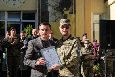 У Львівському ліцеї імені Героїв Крут 209 першокурсників склали присягу ліцеїста (фото)