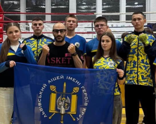 Вихованці Львівського ліцею імені Героїв Крут здобули 15 медалей на чемпіонаті України з кікбоксингу