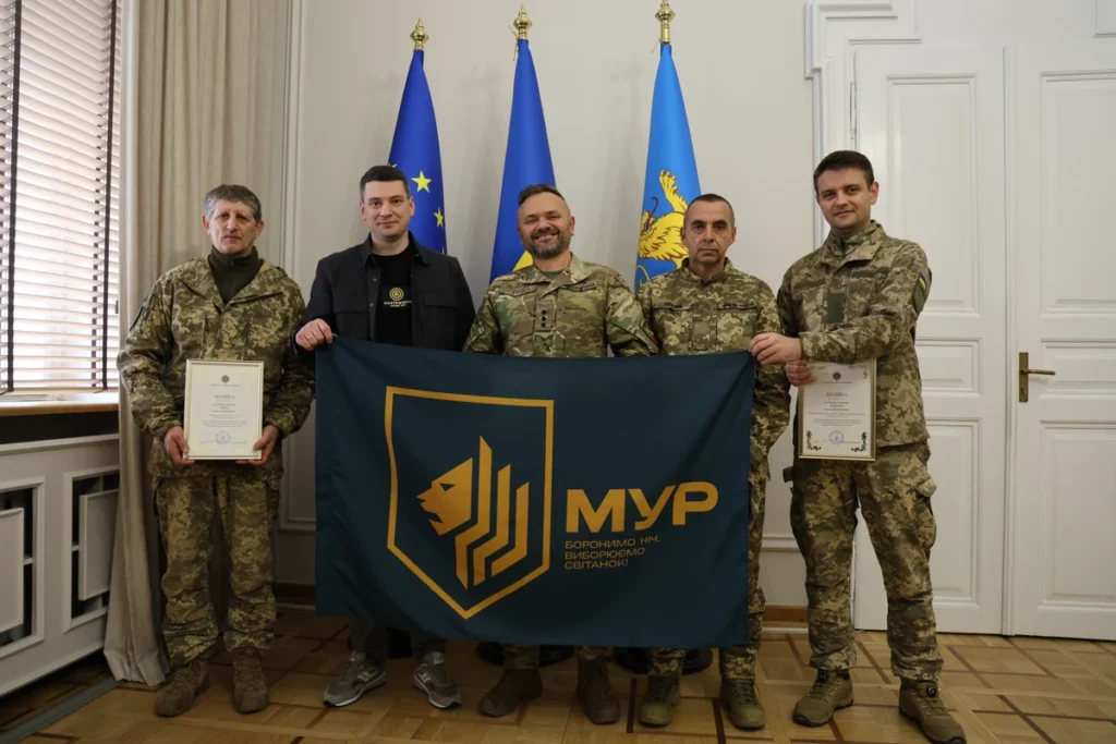 Львівська ОДА відзначила військових, які захищають небо над Україною (фото)