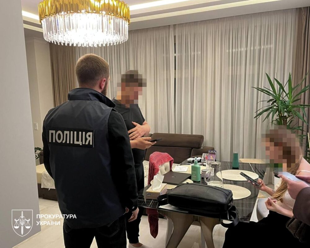 У Румунії затримали львів’янина у справі про продаж дитячої порнографії