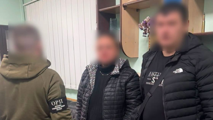 На Львівщині чоловік намагався виїхати до Польщі через шлюб із жінкою з інвалідністю