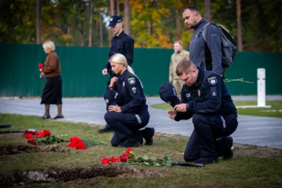 На Національному військовому меморіальному кладовищі поховали 14 невідомих Захисників України