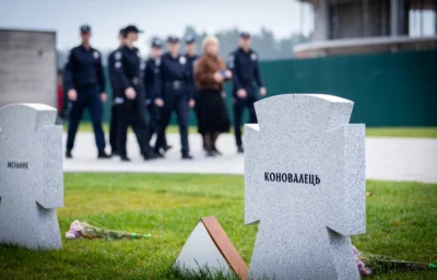 На Національному військовому меморіальному кладовищі поховали 14 невідомих Захисників України